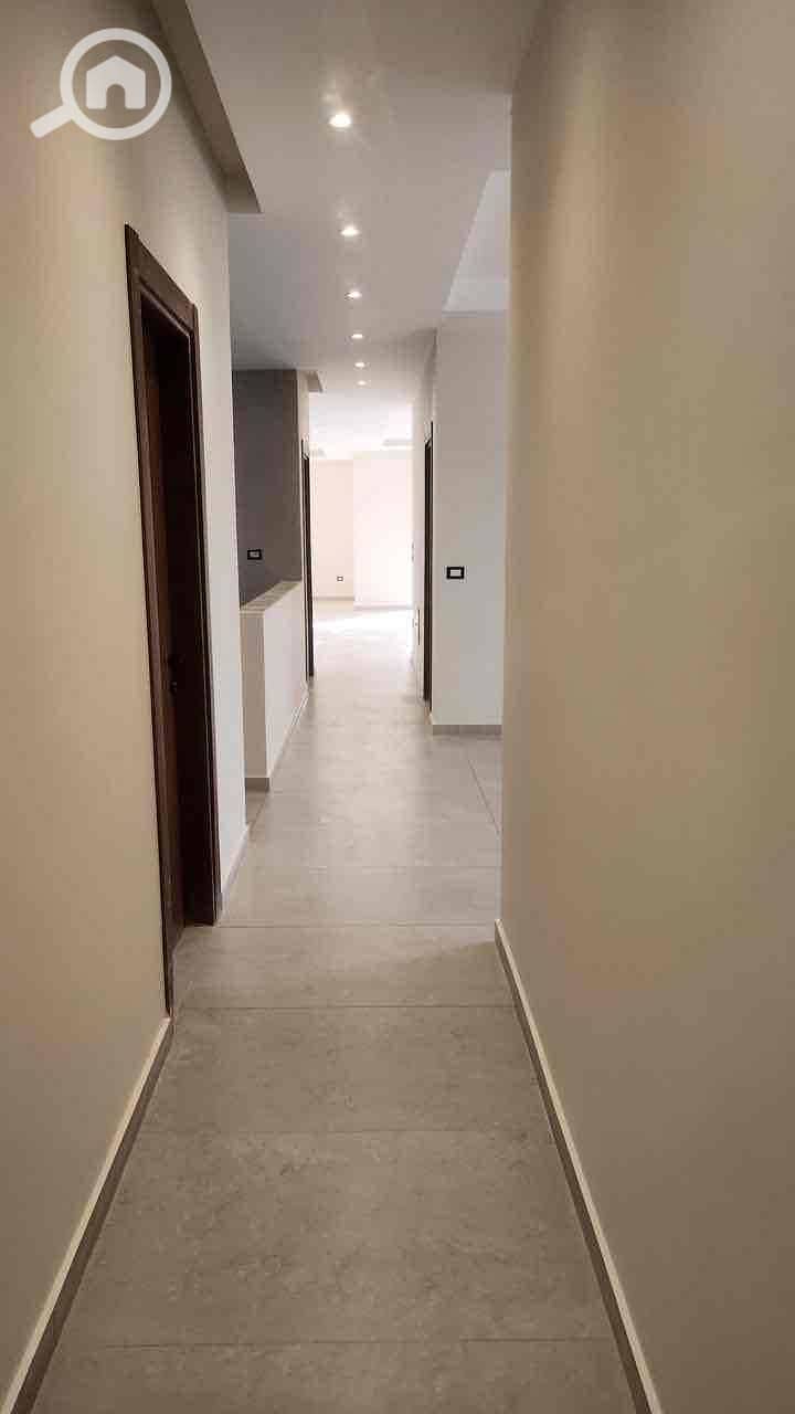 3 0d4e409d-584f-4526-9bcc-ff9f1bcad02d. jpg