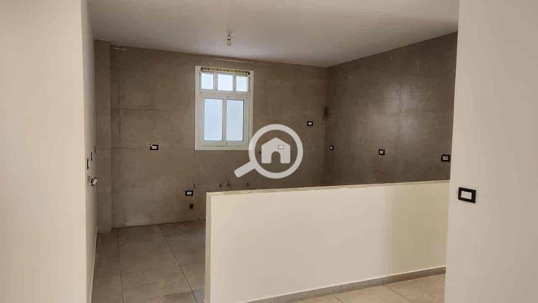 6 f29771d0-60df-45a1-b092-a8a929cf0365. jpg