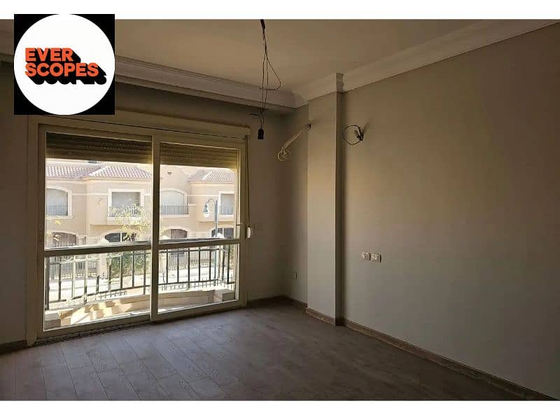 6 8335519-0d4ebo. jpg