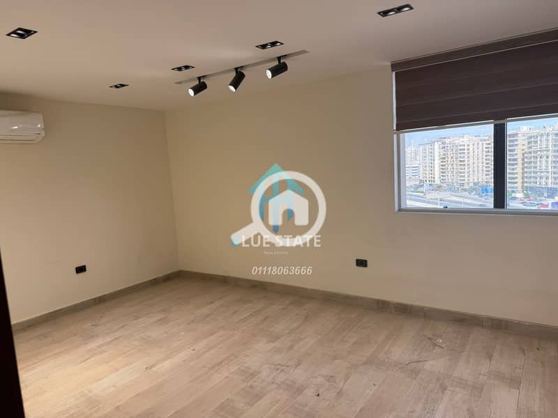 3 01118063666 - 2025-12-08T224834.785. png