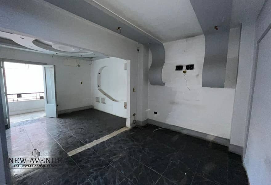 2 b3e81416-7c26-45fb-ab5a-aa9a915c8ec9. jpg