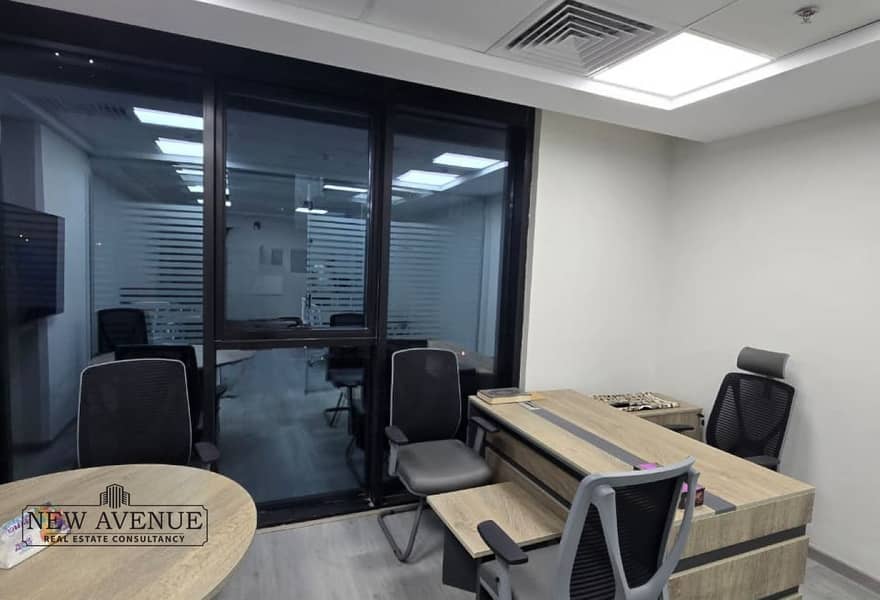 4 3306abc7-5eaf-4d53-9d57-cb28d1e0e7a7. jpg