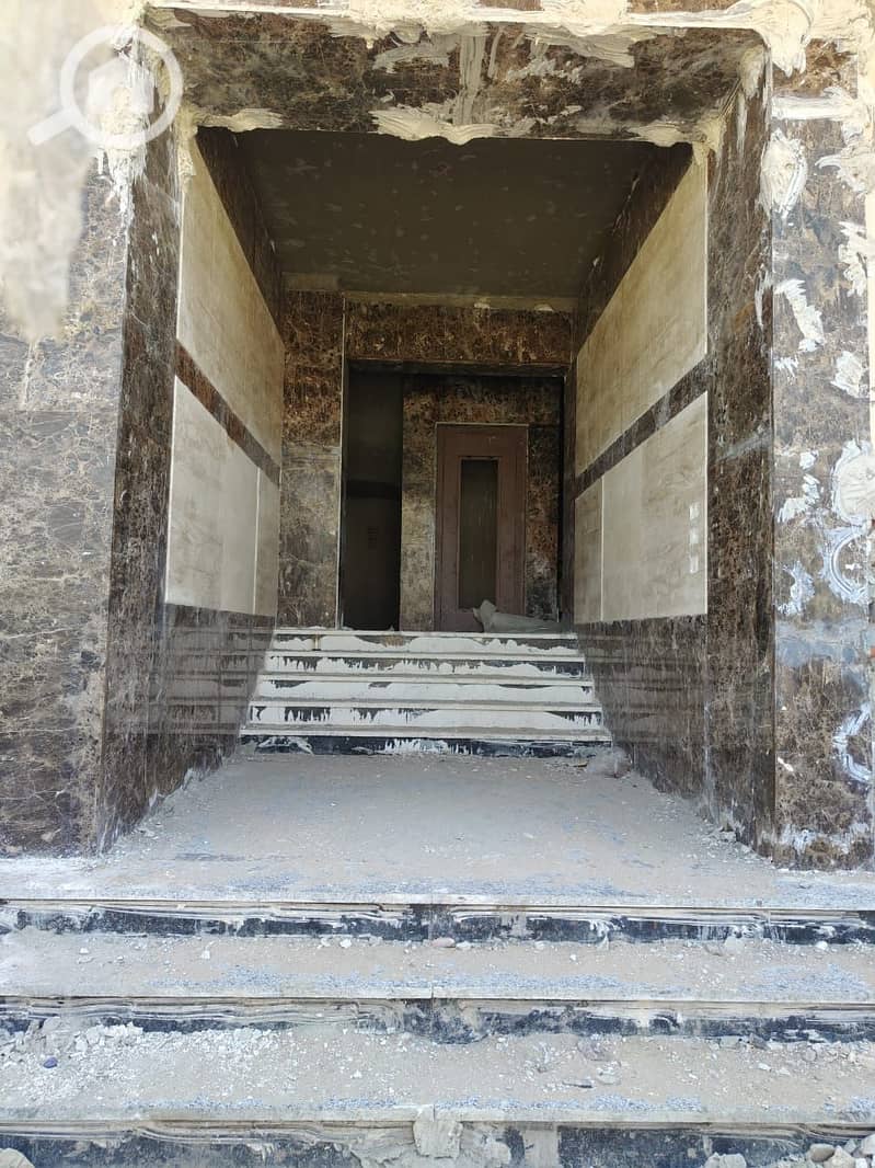 7 13c85923-8ba5-4b7b-ae2b-e8d57522938c. jpg