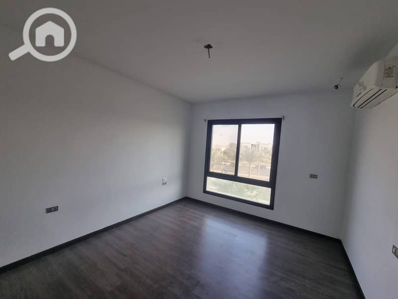 6 WhatsApp Image 2025-11-01 at 10.42. 16 PM (10). jpeg