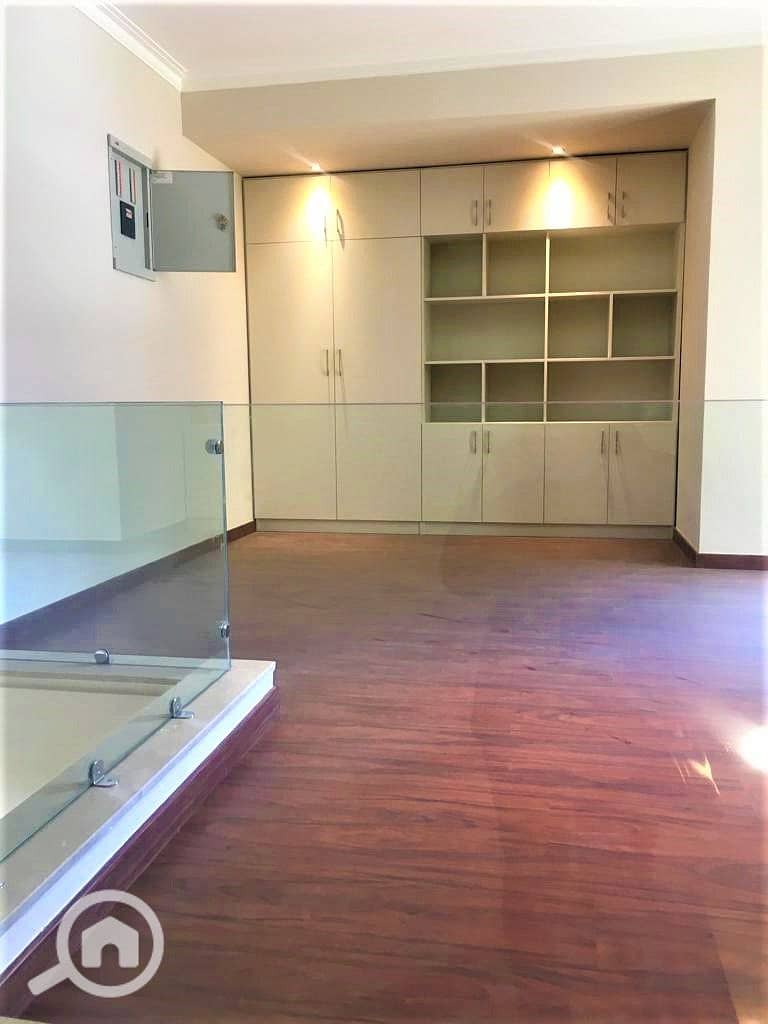 5 WhatsApp Image 2025-11-17 at 12.44. 18 PM. jpeg