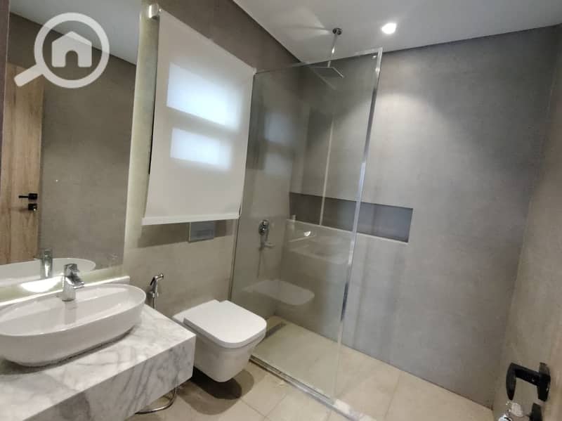 8 WhatsApp Image 2025-11-13 at 3.27. 14 PM (3). jpeg