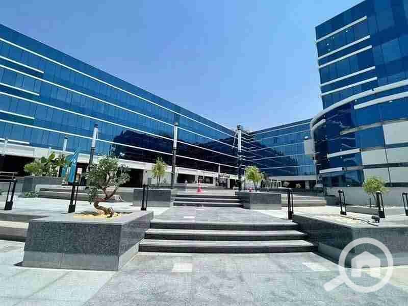 2 FB_IMG_1765153767268. jpg