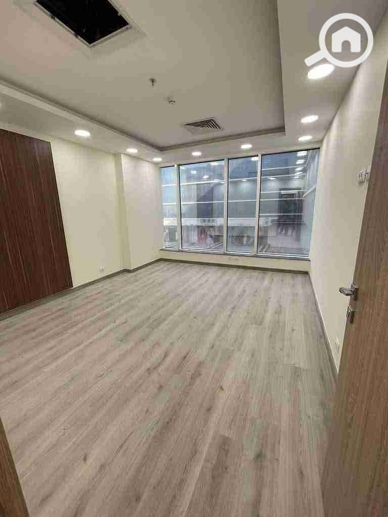 4 FB_IMG_1765153807734. jpg