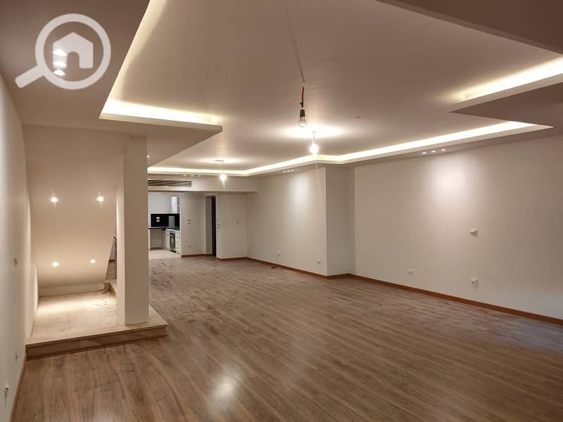 3 63d42b65-e4b8-4eca-ad44-397eef44162e. jpg