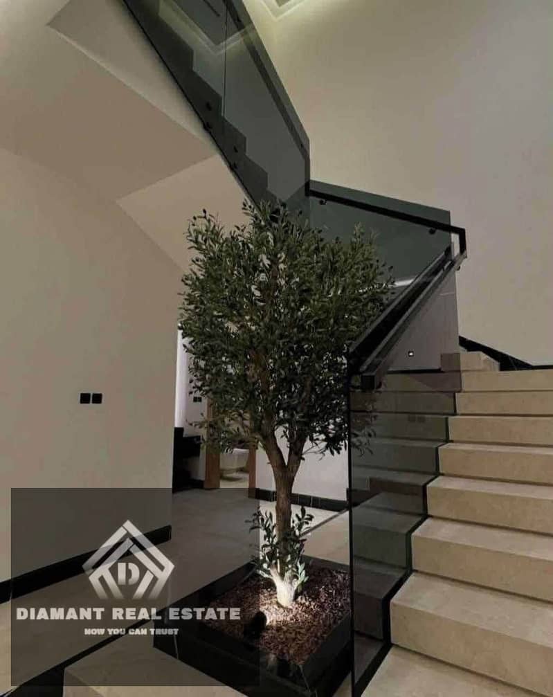 8 WhatsApp Image 2025-10-15 at 4.41. 38 PM (1). jpeg