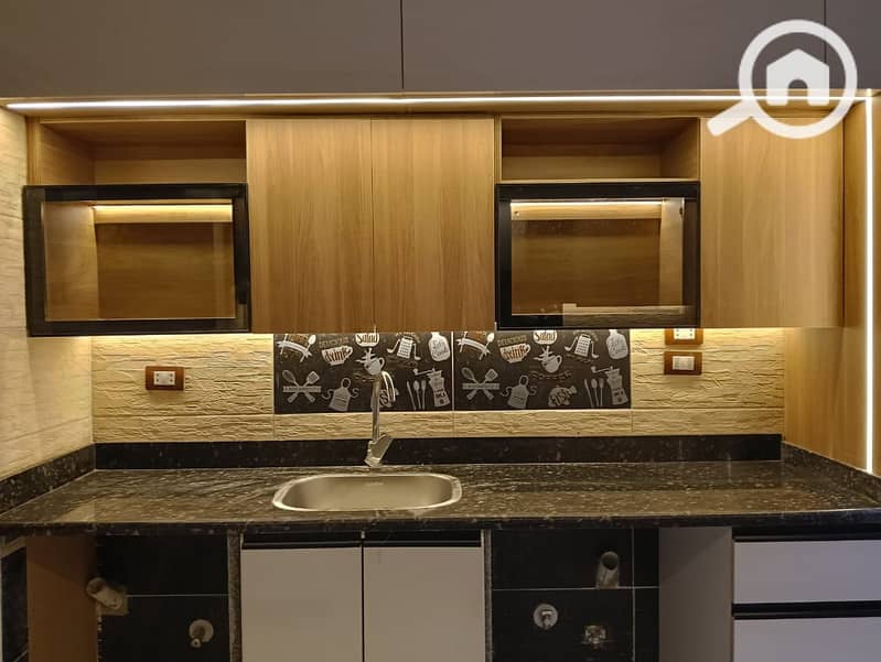 3 9887b60b-dbd5-4567-a42c-2f29bb679bfa. jpg