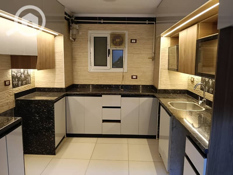 4 2a413878-b439-4db4-80cb-371fdb3db9c3. jpg