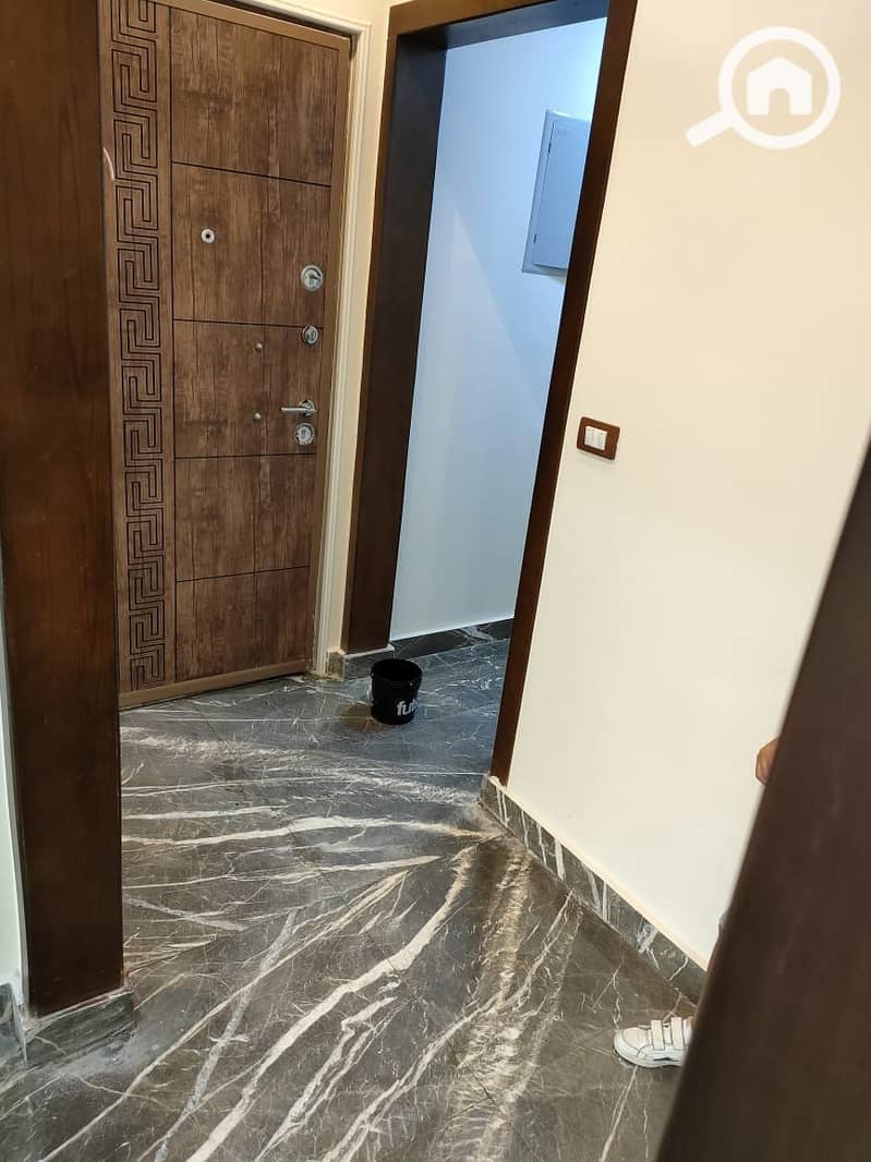 8 9f5b8eb1-e6d8-4aa9-a3d6-e4f970f68288. jpg