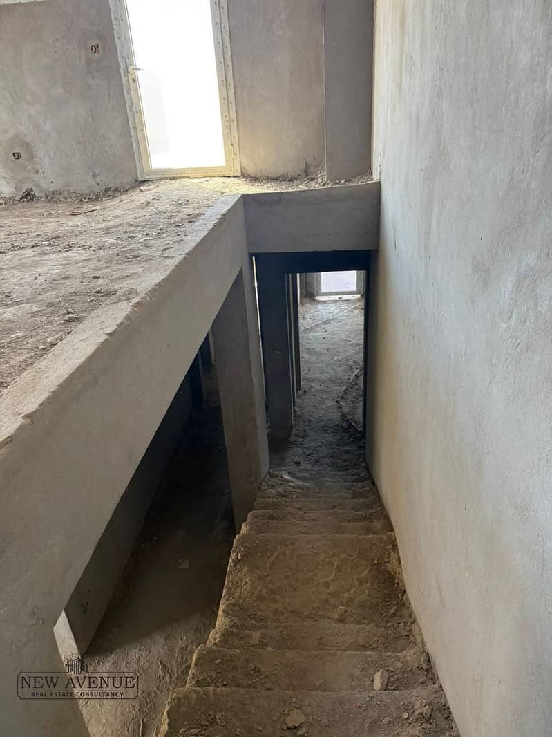 10 WhatsApp Image 2025-12-08 at 2.08. 07 PM. jpeg