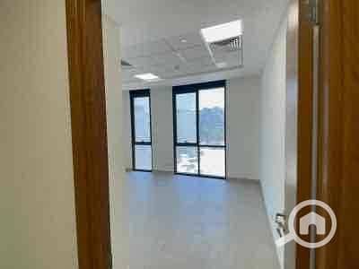 6 478b1c44-55ea-414c-960a-be029171f762. jpg