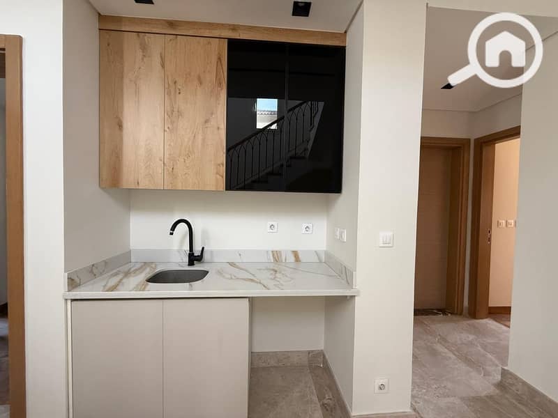 6 9e20d13e-4902-4972-81dc-808baf545d1f. jpg