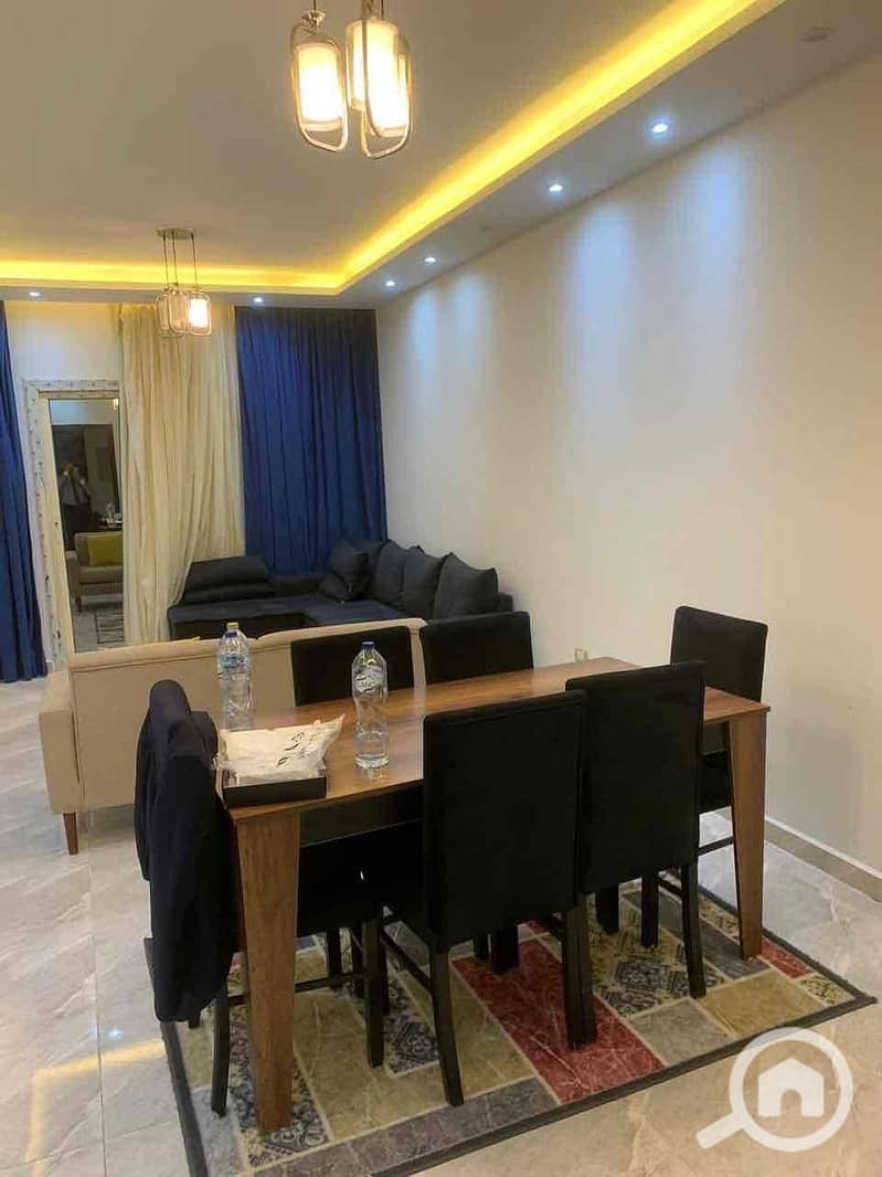 5 9115b8bf-42da-41b7-a63d-67f54a7d1b48. jpg