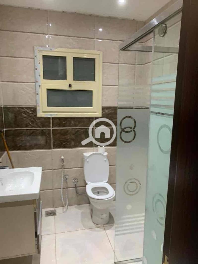 21 fae6b97d-45ca-4800-9aab-f8d0b95c4309. jpg