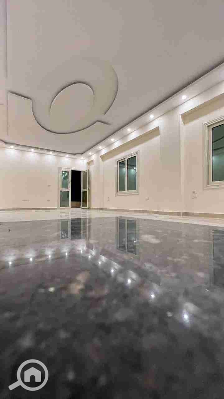 1000269072. jpg 1000269072. jpg