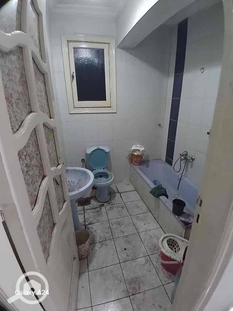 4 6f38f7cc-0a0c-4d57-ae40-4a5038eca579. jpg