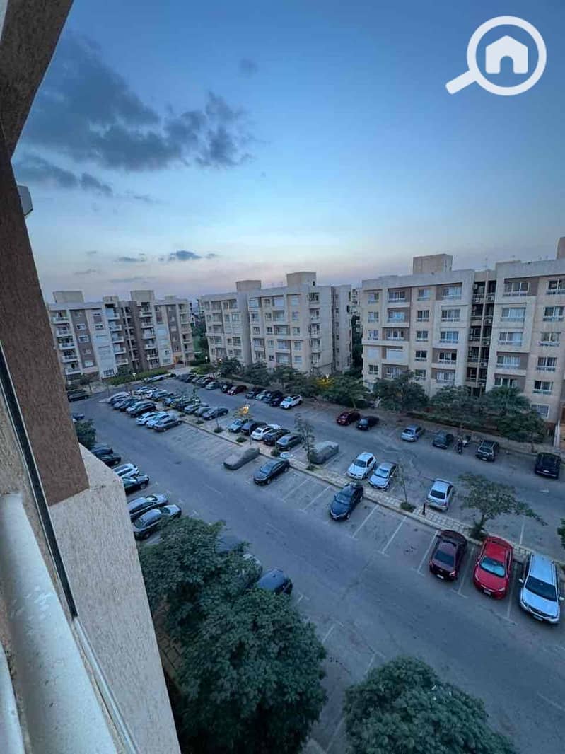 11 cbf1c1a7-55fb-46cf-bb7c-434e2caf11c2. jpg