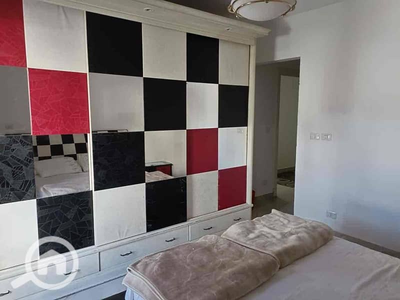 8 32685f03-128e-48a2-9395-1bd448b2b470. jpg