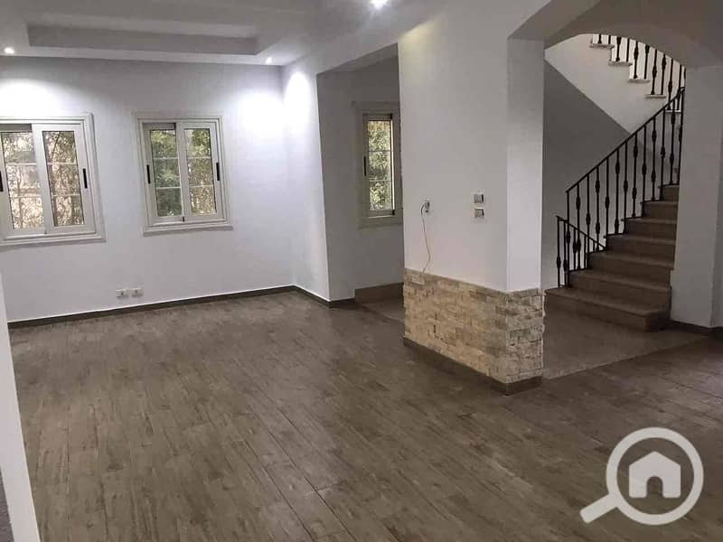 4 fb7615c3-8cf9-44e5-93a8-a023d9357e75. jpg