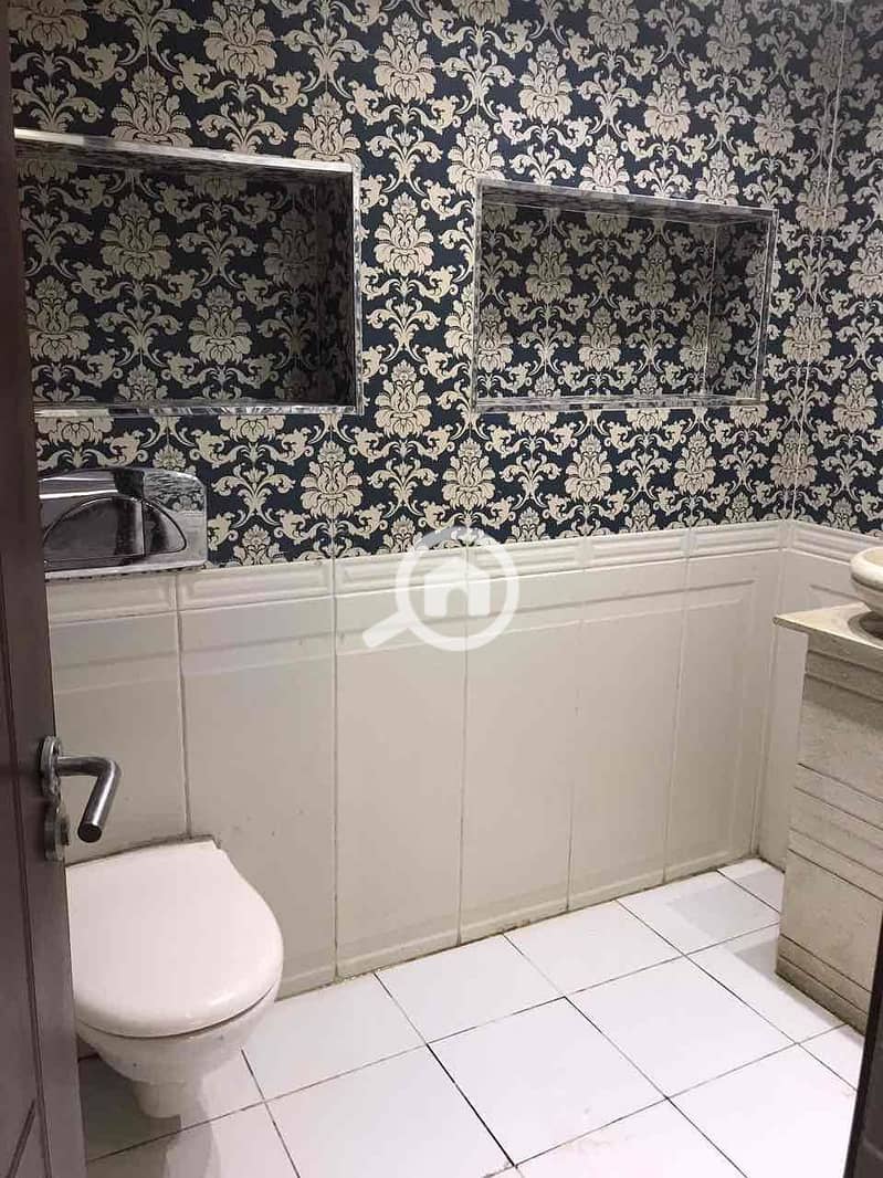 5 5b2522a6-c9d3-4660-9868-4af1b83fe52a. jpg