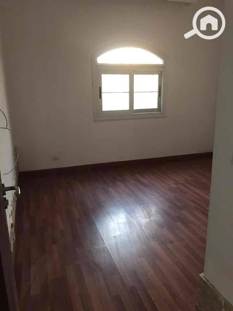 6 496f747f-9bc9-43ef-9515-f3ea9b919968. jpg