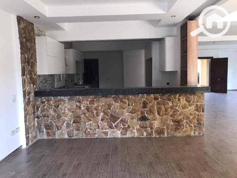 11 a563aba0-1ac2-4ac2-a9b3-7ac0631ae3ba. jpg