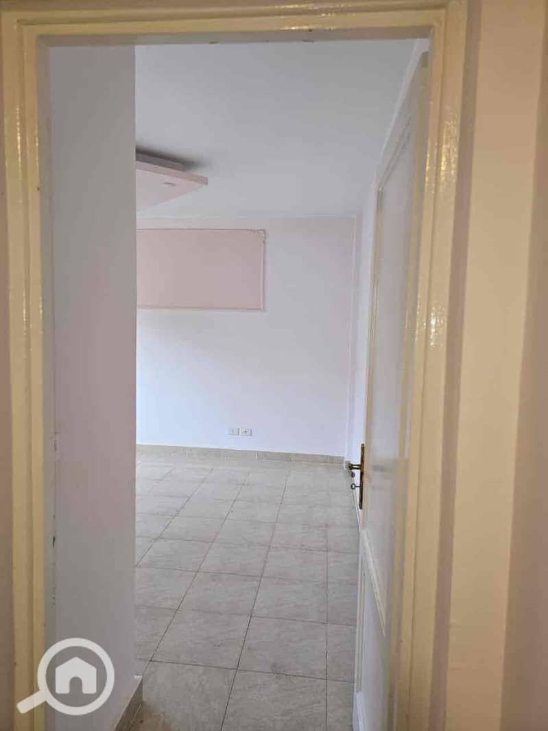 3 4512d1e1-8f0c-4318-9779-fde9ed7e52e3. jpg