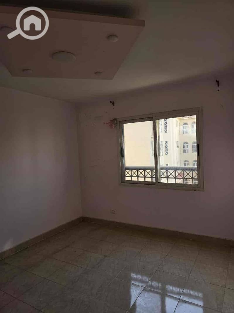 7 b442ce28-7c14-4e9b-9a74-732f1a6e37ea. jpg