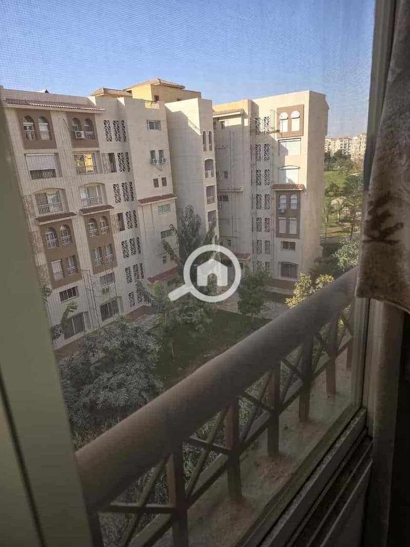 10 9f090b44-38c6-4d81-843b-032c04301955. jpg