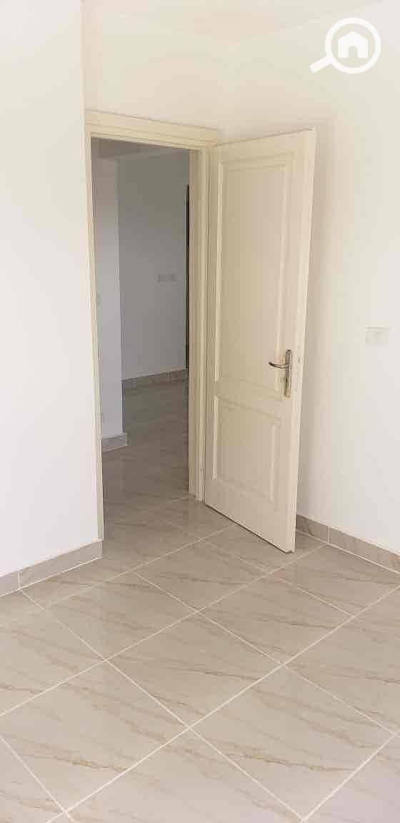 6 1b87265e-5a3a-411c-8e85-78cc0ee7ad67. jpg