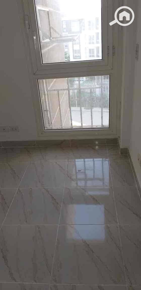 11 b02cff0b-2c91-410f-8c64-75ac16ccea2c. jpg