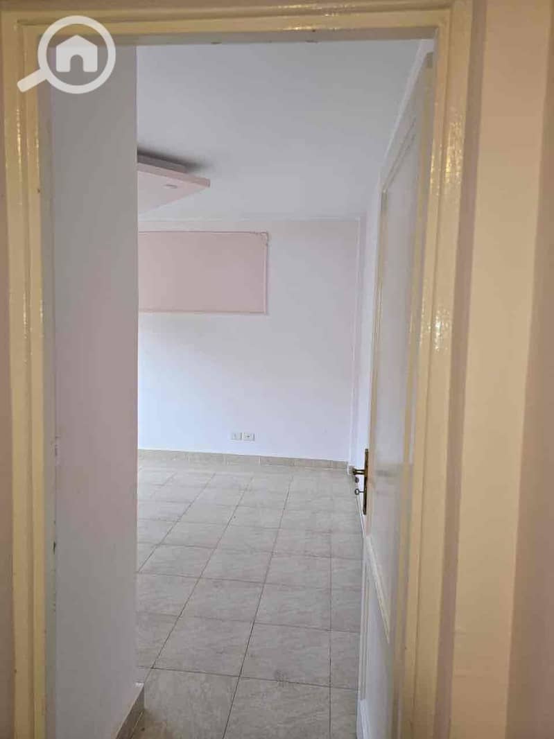 12 4512d1e1-8f0c-4318-9779-fde9ed7e52e3. jpg