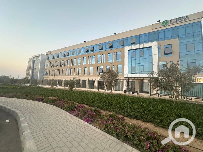 16 WhatsApp Image 2024-10-17 at 12.34. 01. jpg