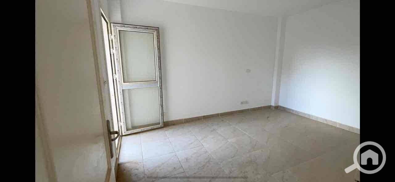 10 7504a31f-0d08-4e9d-9e68-88e124f1cf8a. jpg