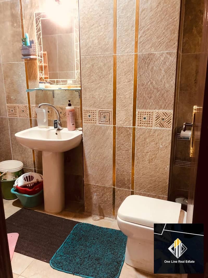 16 666139be-d203-4476-b30c-6b75e333d8f0. jpeg