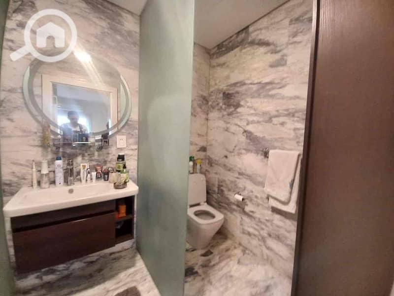 9 46aab26d-23d9-4362-aa0e-c978c0949f7f. jpg