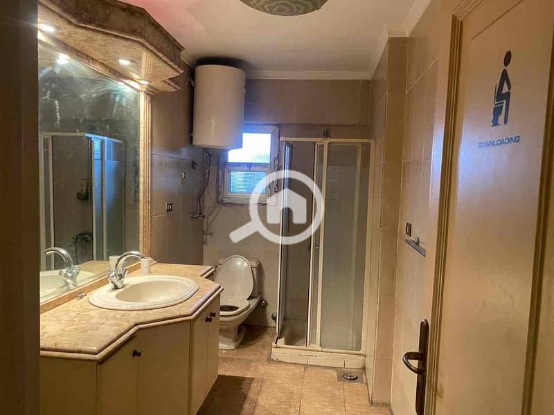 7 8890345a-e415-4273-87f8-356d8aa4d2e2. jpg