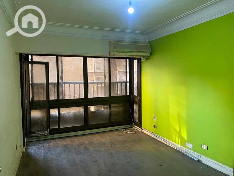 9 8100173b-ff77-403c-a9a1-8021435af324. jpg