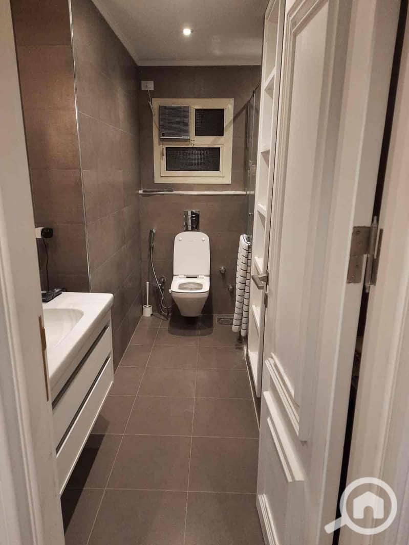 2 336bc68d-2bb5-4dea-82ad-9eaca10fa38f. jpg