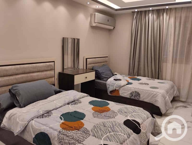 5 a5ee4c50-86ed-403a-a839-43238adfaeb6. jpg