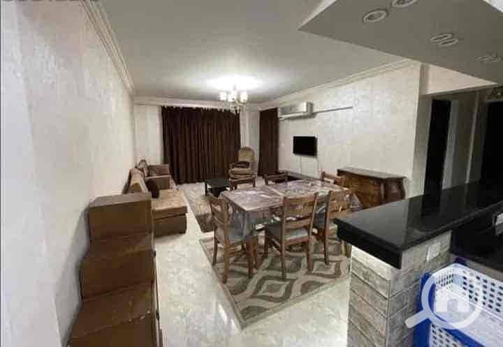 2 d572cfa5-99ef-44d7-afaf-20ef30db1a19. jpg