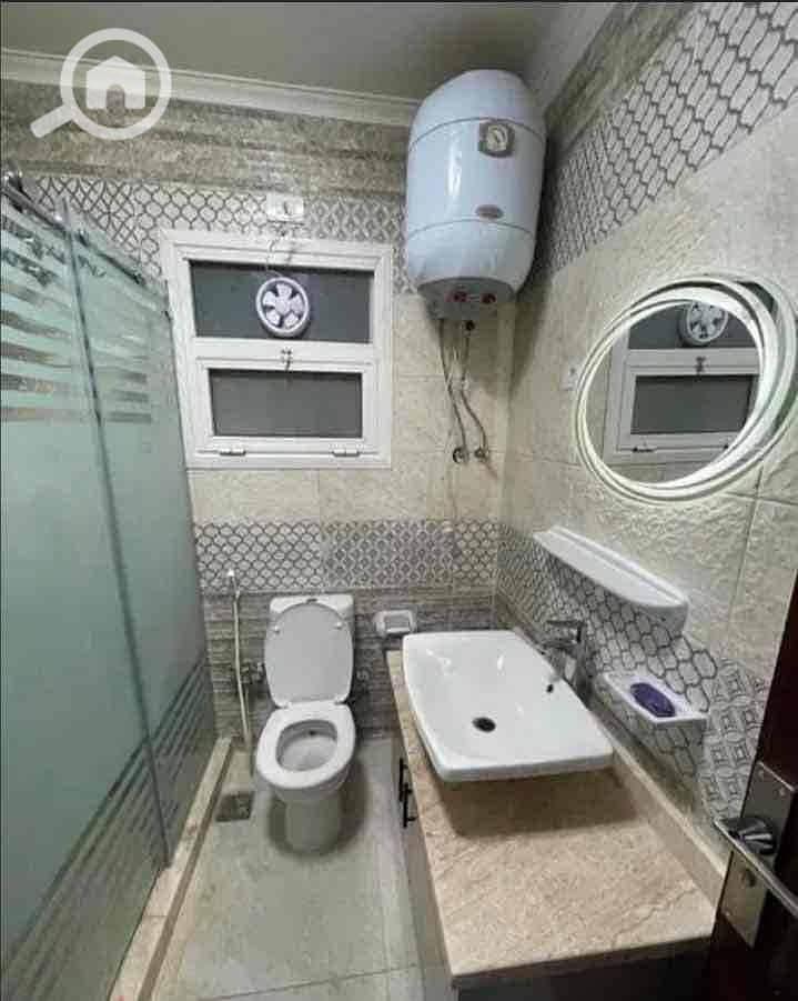 10 b7c58662-6970-4a08-a4b0-9b3f85568fbb. jpg