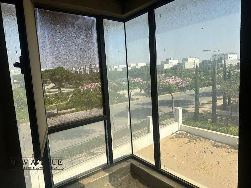 11 WhatsApp Image 2025-11-09 at 4.29. 59 PM. jpg