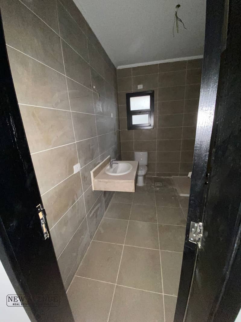 11 WhatsApp Image 2025-11-16 at 5.17. 30 PM. jpeg