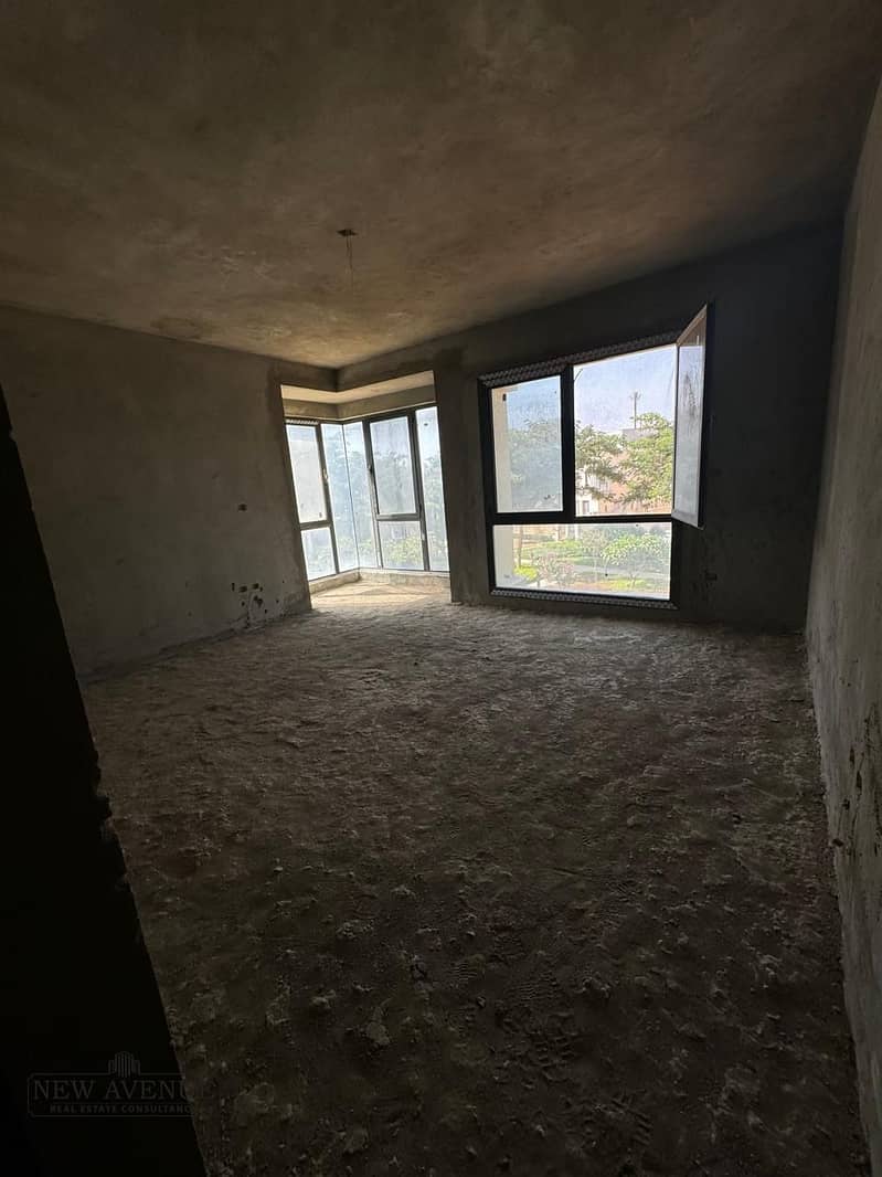 5 WhatsApp Image 2025-11-26 at 5.52. 57 PM. jpeg