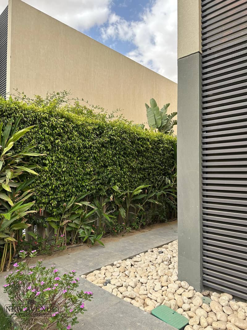 6 WhatsApp Image 2025-11-27 at 6.52. 43 PM (1). jpeg